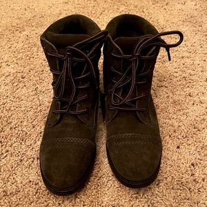 Cute! Steve Madden “Marcie” green suede lace up boots. Size 6